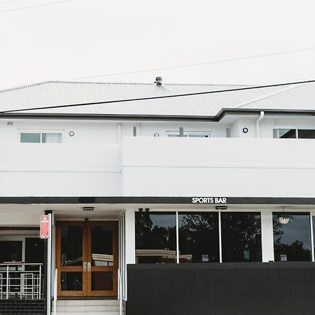 卧龙岗科尼斯顿酒店 外观 照片